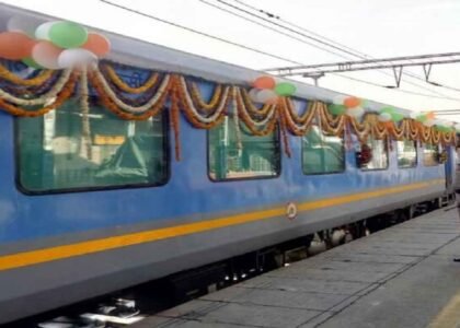 Best Delhi to Agra Trains - Top Information