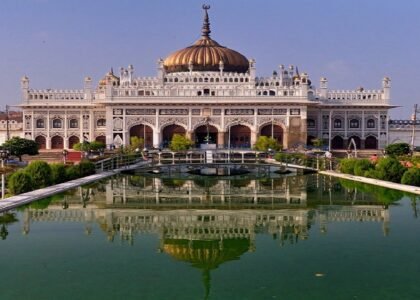 Best Places to Visit in Lucknow