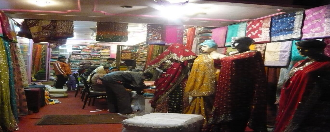 Famous Markets for Shopping in Varanasi