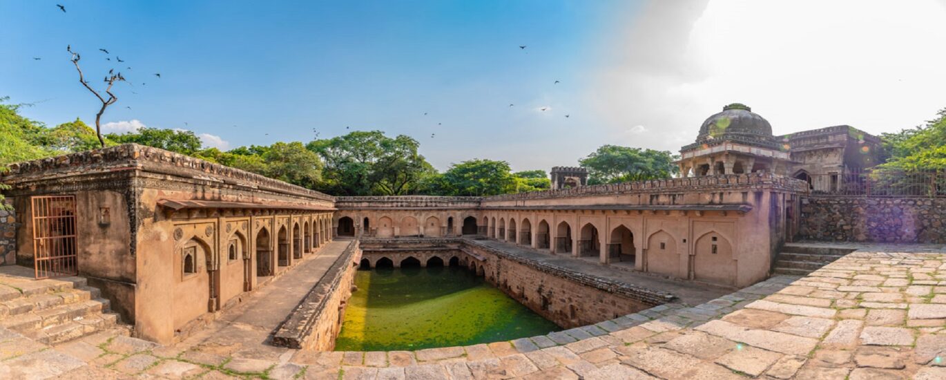 Top 7 Stepwells in Delhi